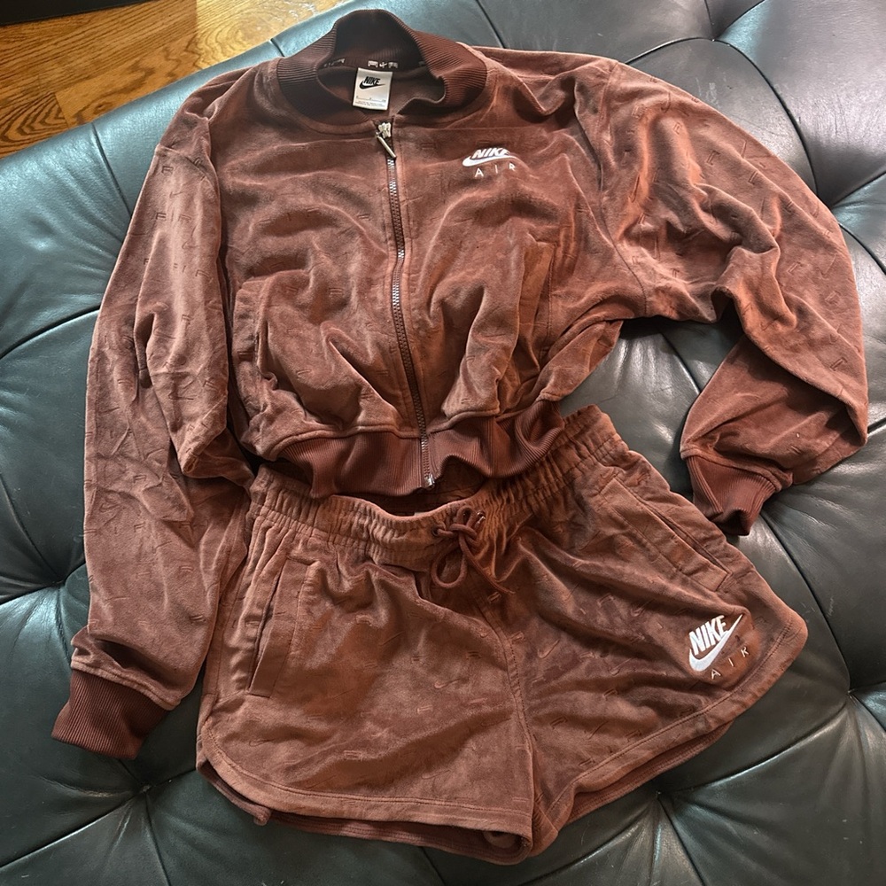 Nike Air Velour Shorts Tracksuit